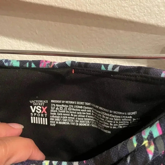 Victoria’s Secret VSX sport leggings size XS‎ - Picture 4 of 4